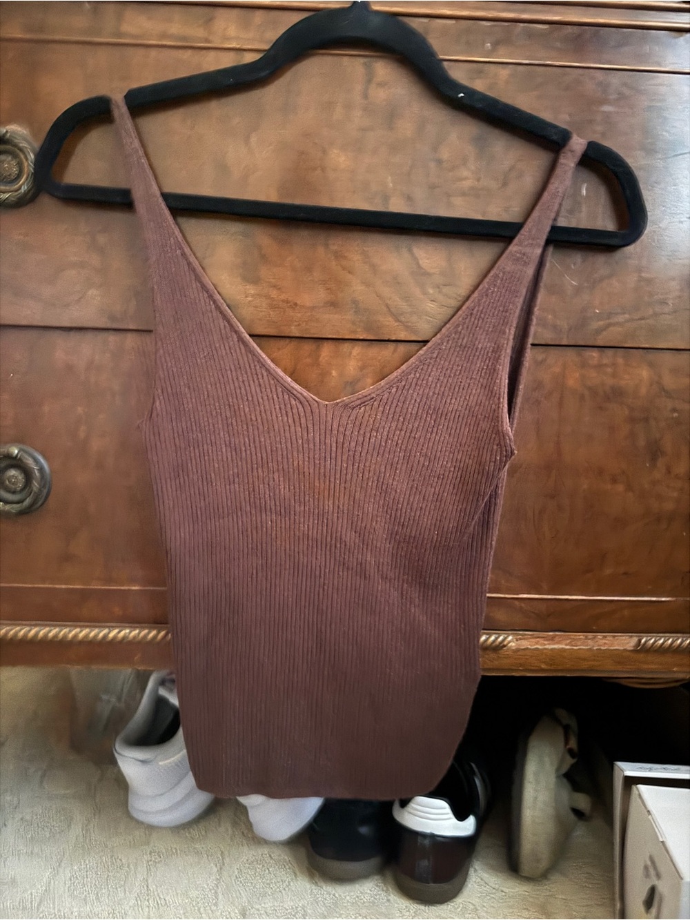 GAP Ribbed V-Neck Tank Top - Brown